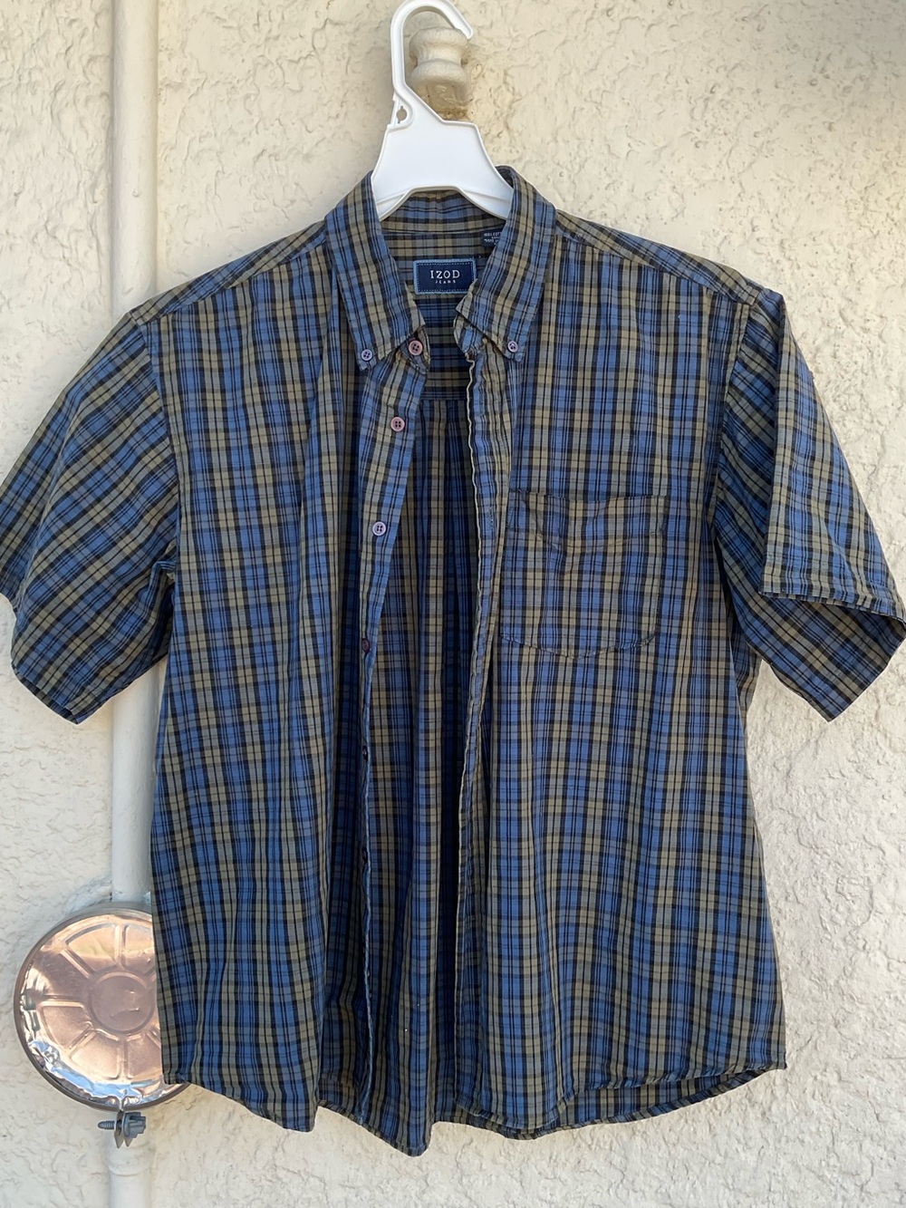 Izod Men's Short-Sleeve Blue and Green Plaid Button-Down Shirt
